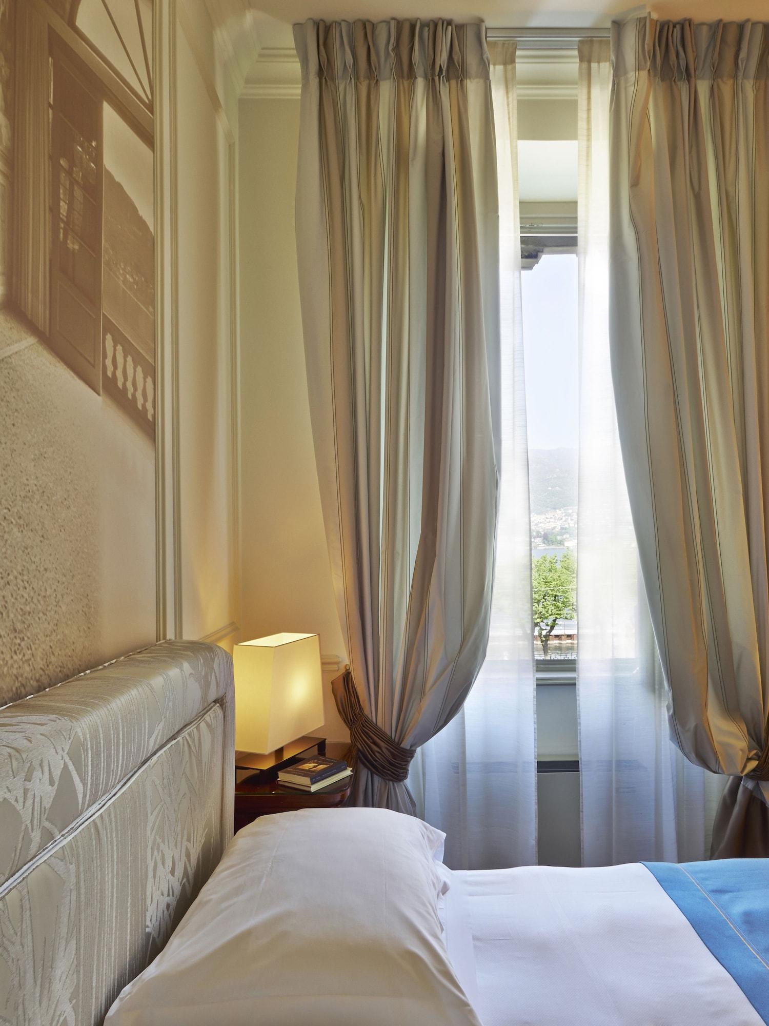 Albergo Terminus Комо Екстериор снимка